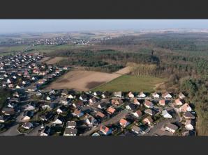 Terrain à vendre à Oberhoffen-sur-Moder (67240)<span class='prix'> 97 650 €</span> 97 650